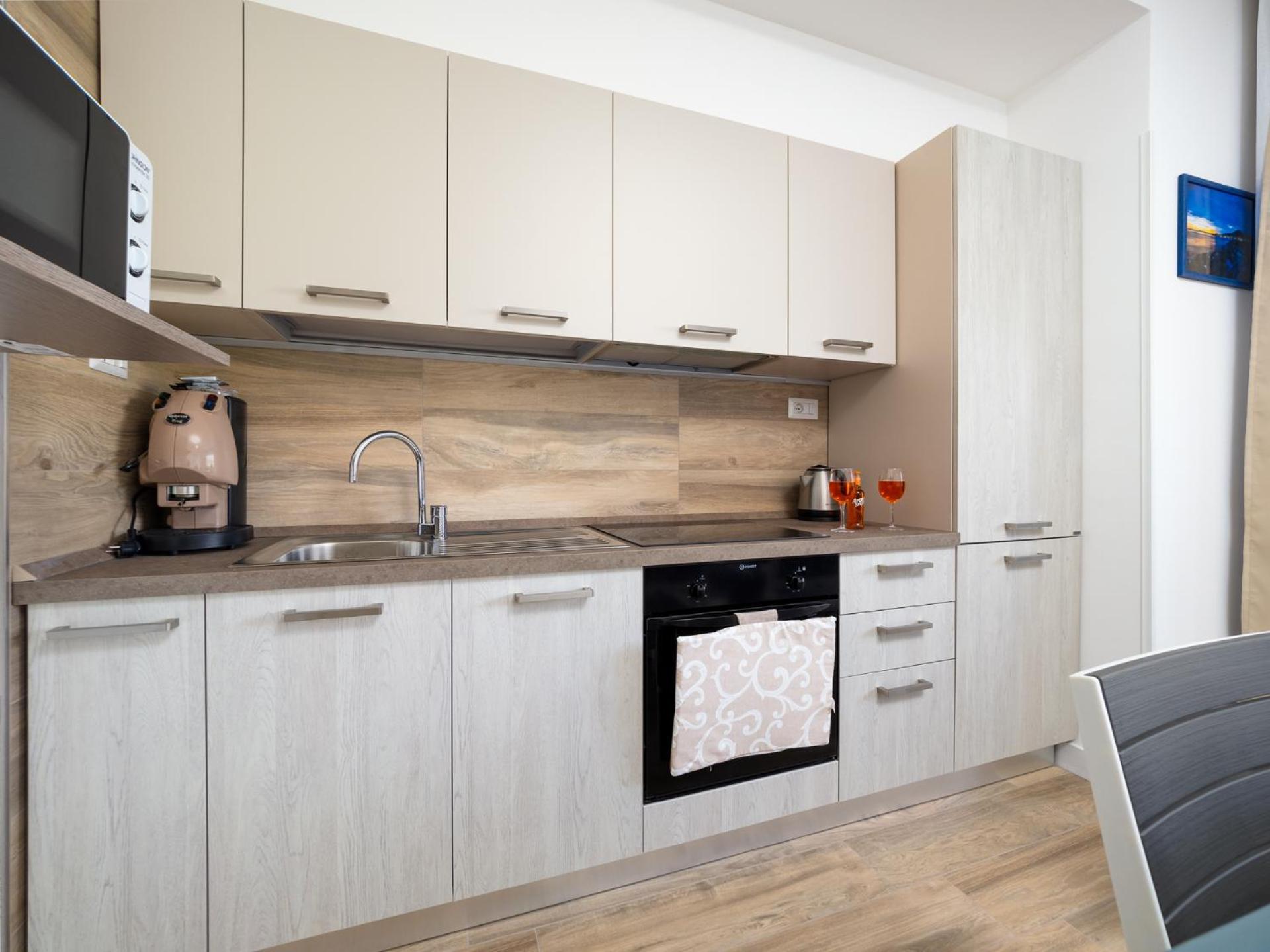 Nonno Angelo - 4 Bedrooms With Free Parking & Seaview Balcony ソレント エクステリア 写真