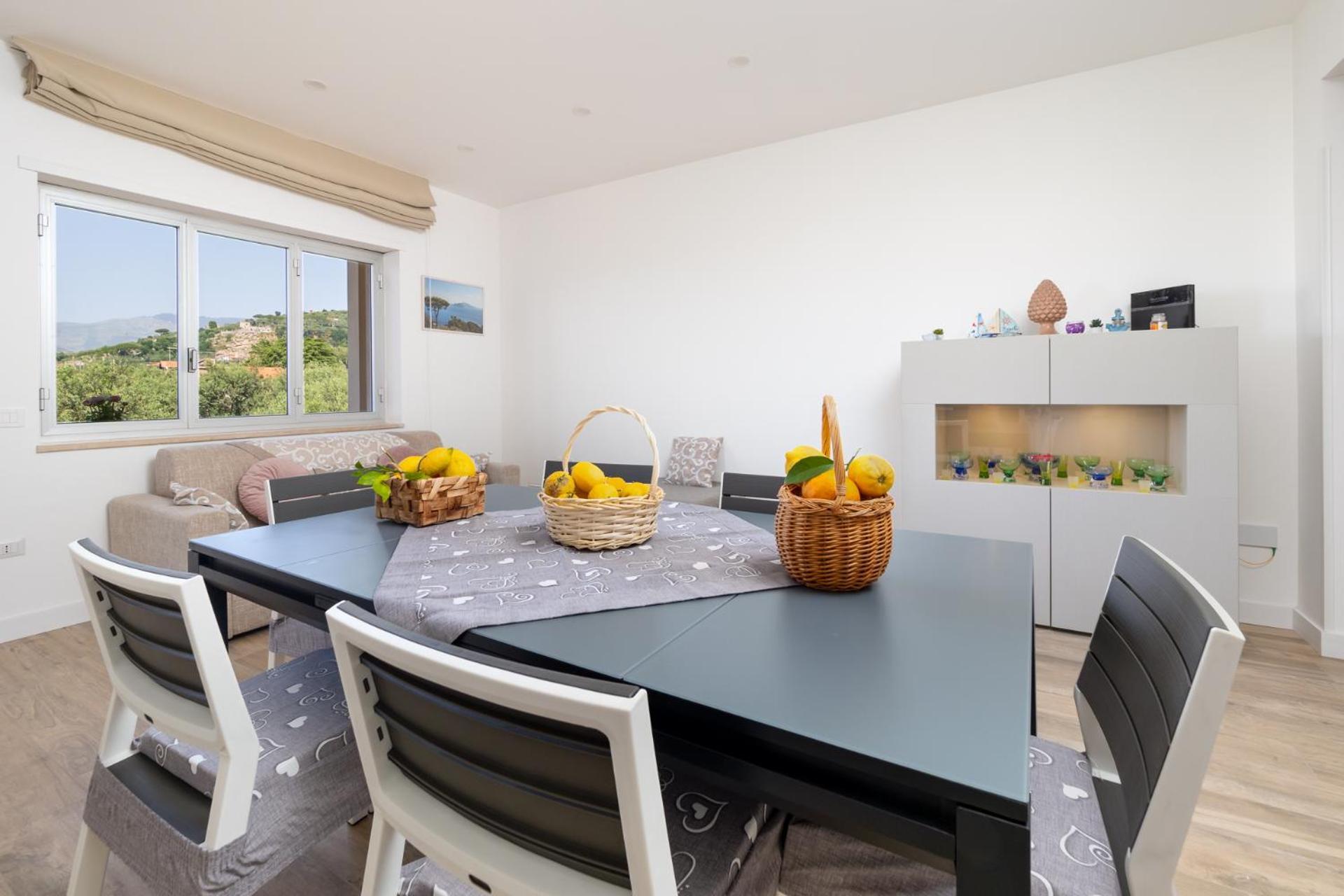 Nonno Angelo - 4 Bedrooms With Free Parking & Seaview Balcony ソレント エクステリア 写真